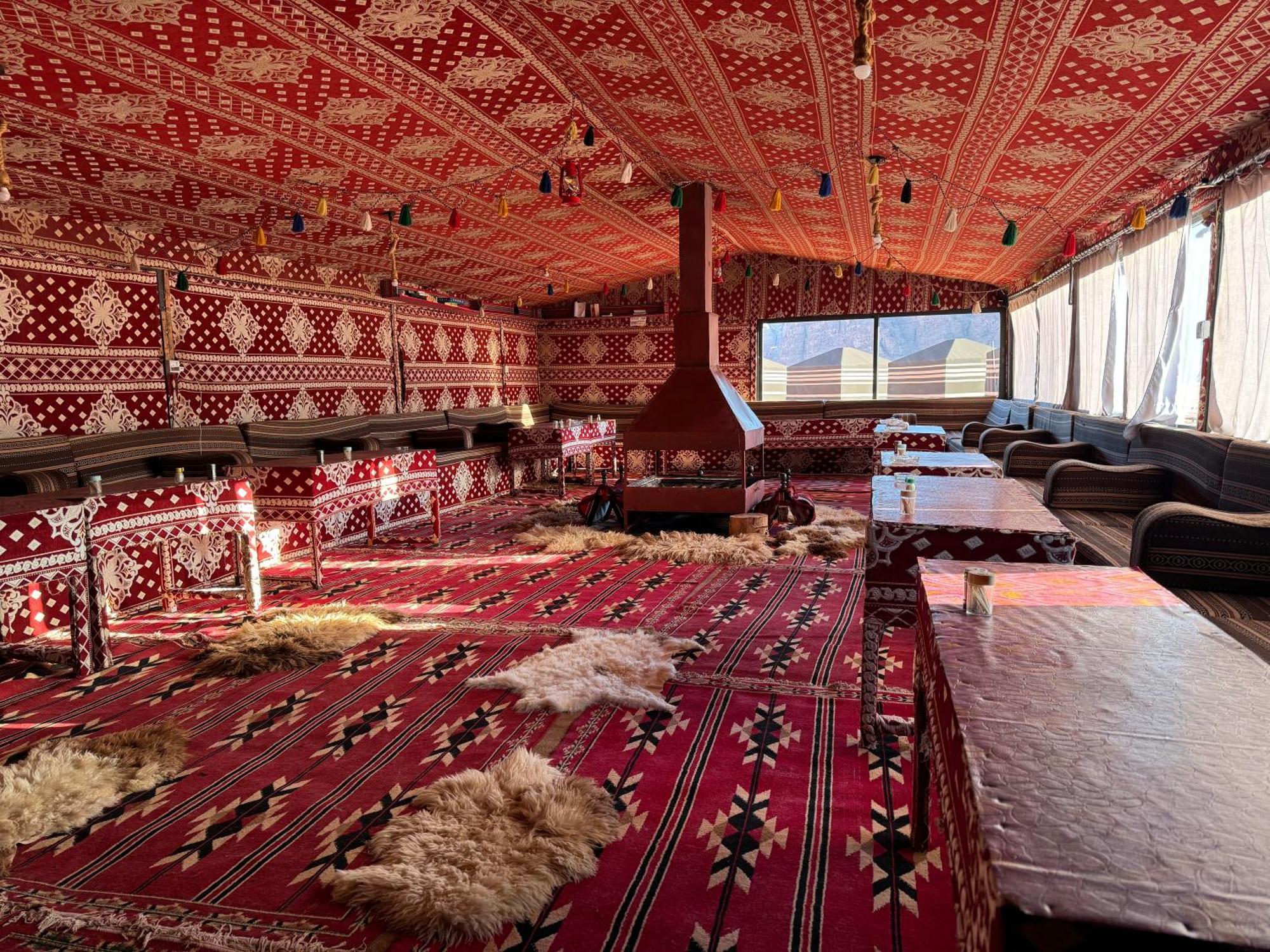 Desert Bird Camp Wadi Rum Buitenkant foto