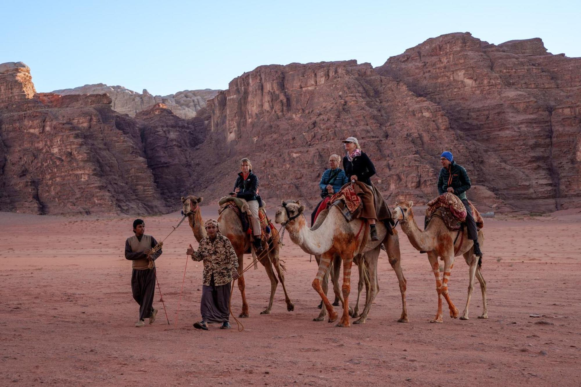 Desert Bird Camp Wadi Rum Buitenkant foto