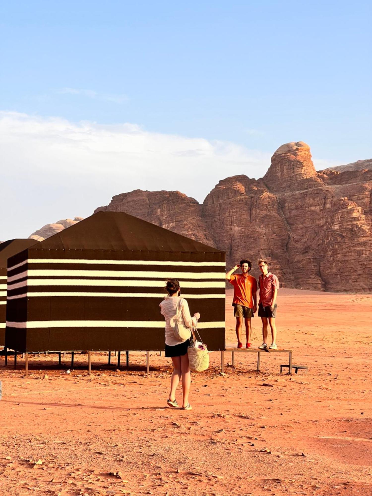 Desert Bird Camp Wadi Rum Buitenkant foto