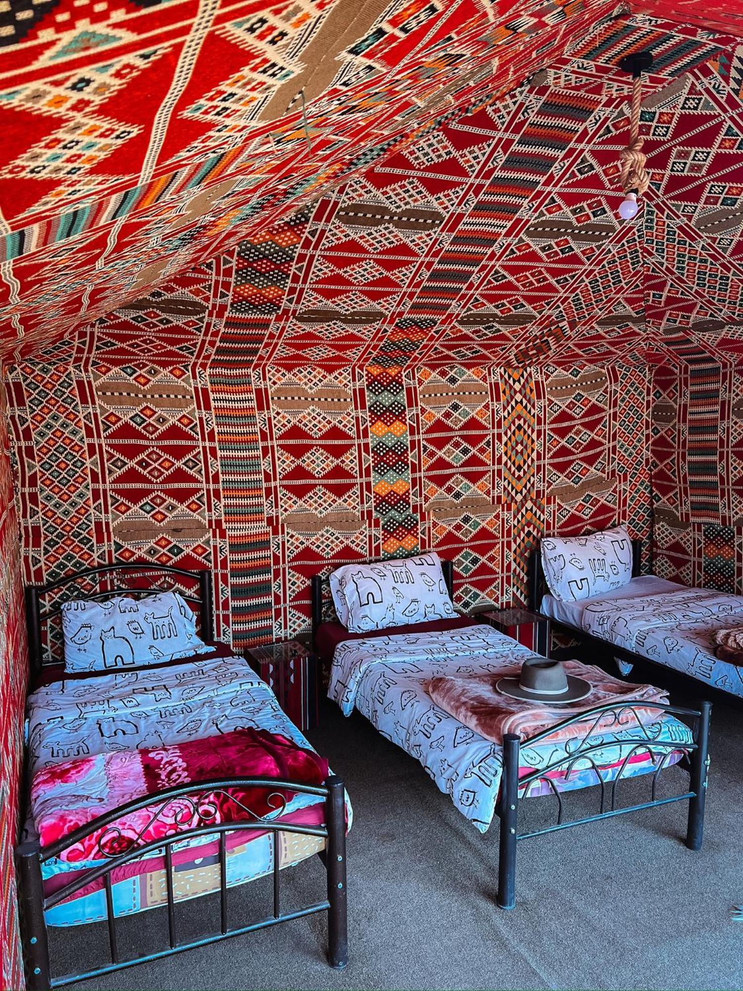 Desert Bird Camp Wadi Rum Buitenkant foto