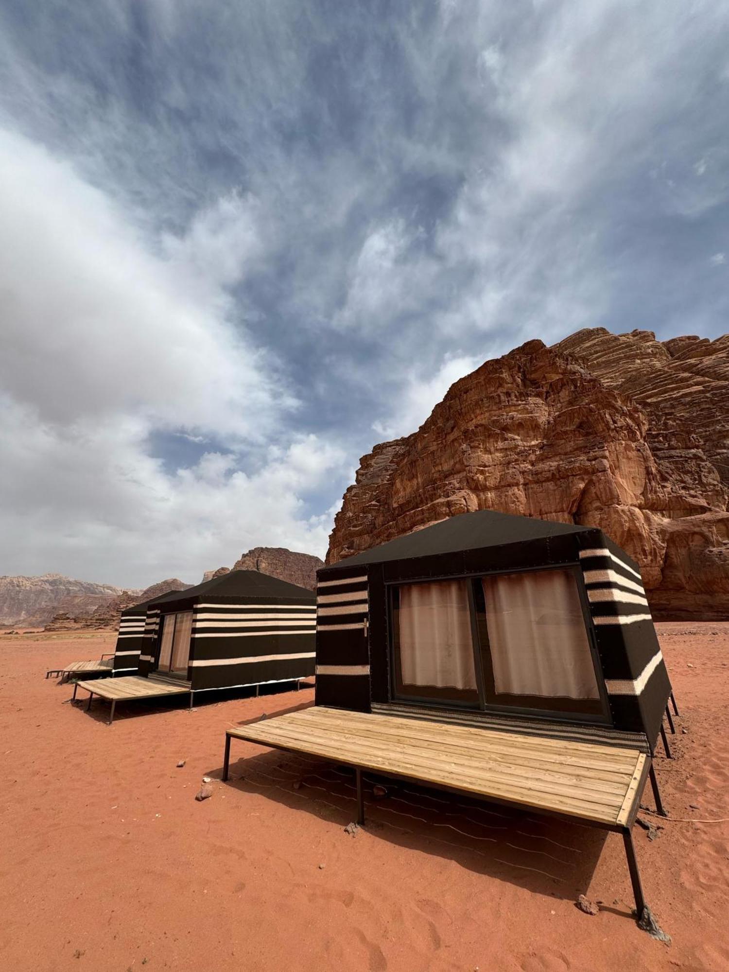 Desert Bird Camp Wadi Rum Buitenkant foto