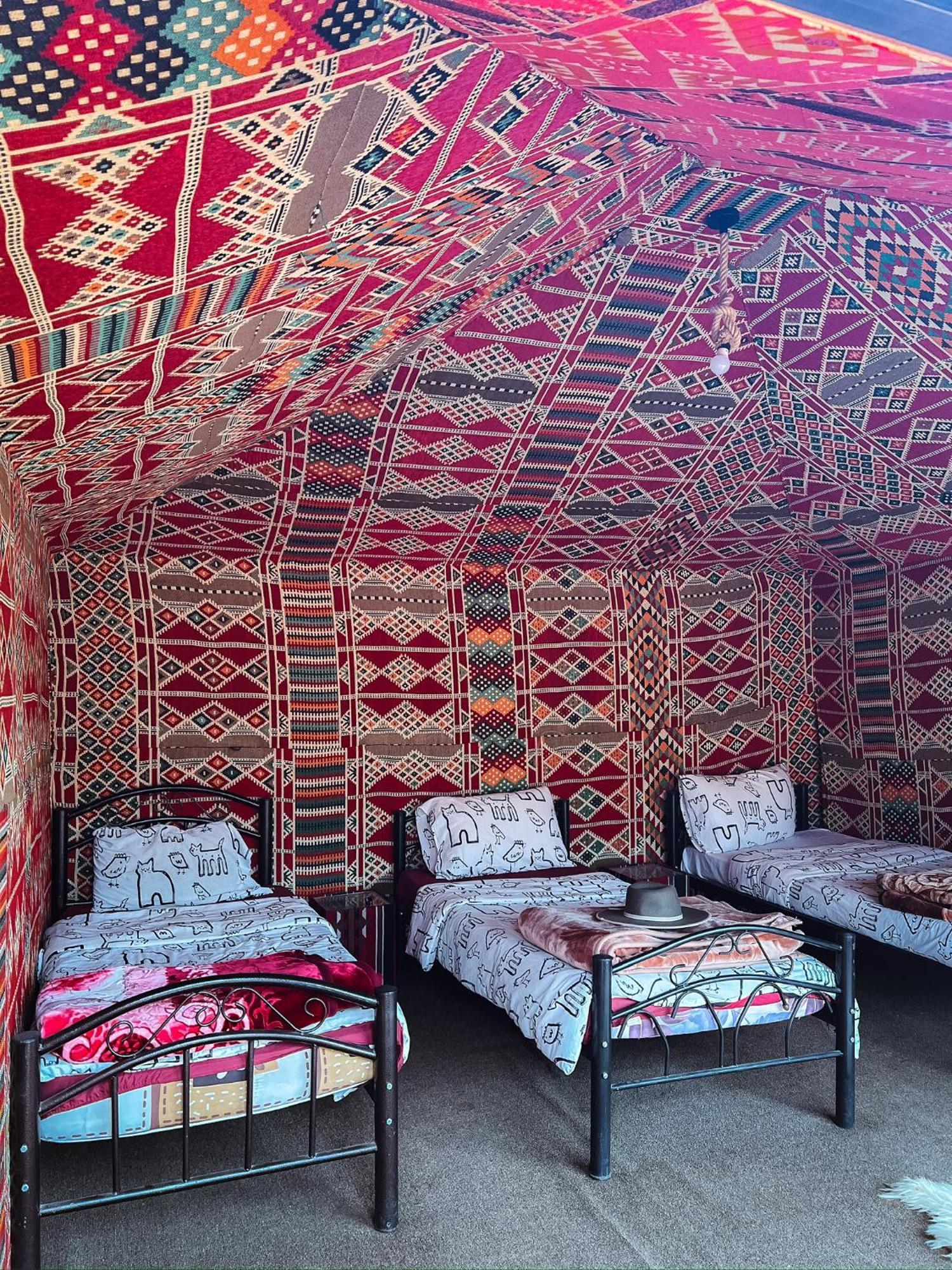 Desert Bird Camp Wadi Rum Buitenkant foto