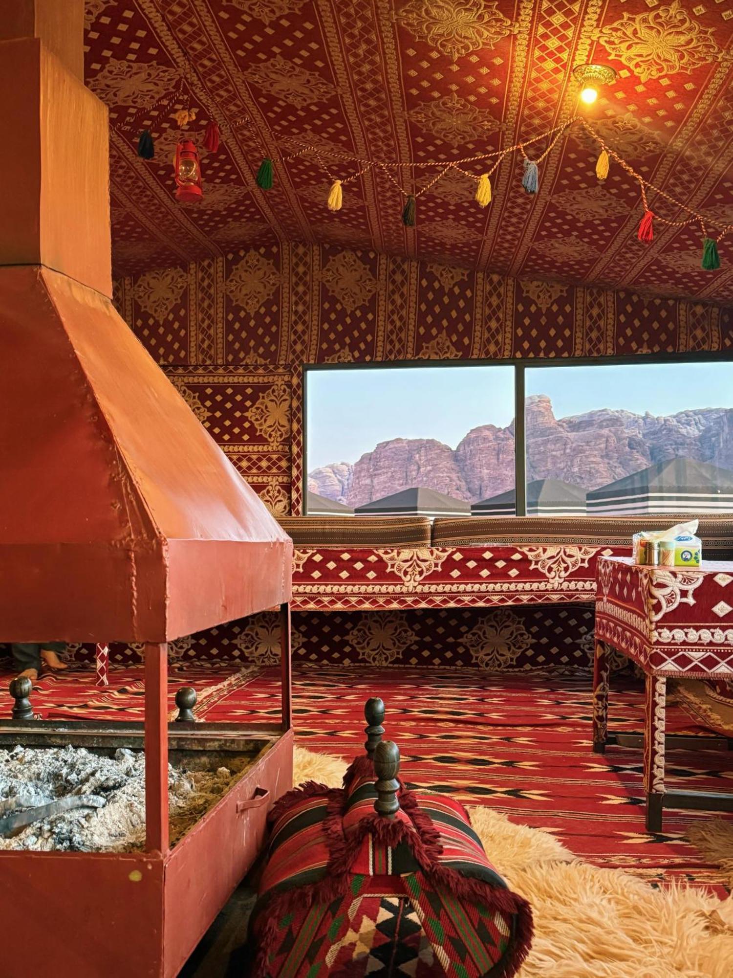 Desert Bird Camp Wadi Rum Buitenkant foto